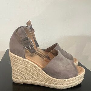 Women’s espadrilles
